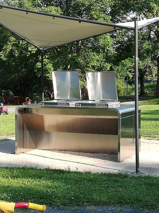 Schlaffaesser Am Schmetterlingspark Uslar Buitenkant foto